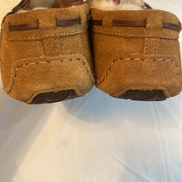 Ugg Dakota slippers - Picture 6 of 11